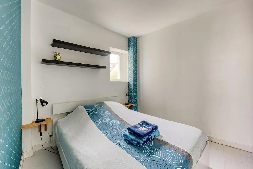 Superbe Logement Pres De La Gare Et De L'Autoroute Savigny-sur-Orge 0*,  France